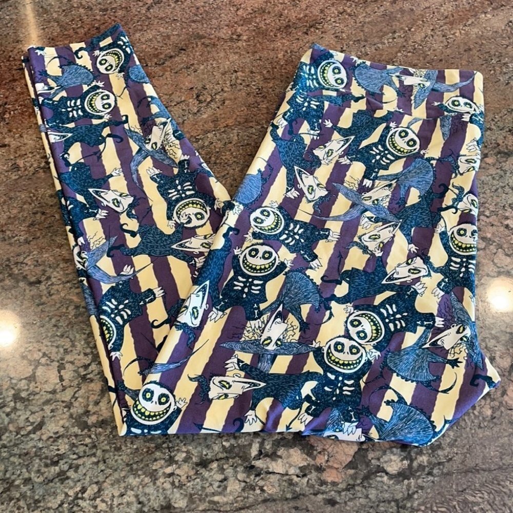 TC2 NWOT LuLaRoe Leggings Disney DD22 5406